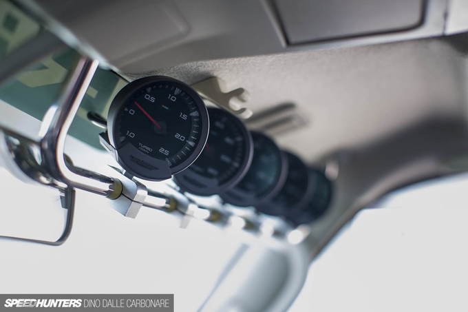 Siêu xe SUV mạnh 2.000 mã lực của dân chơi Trung Đông